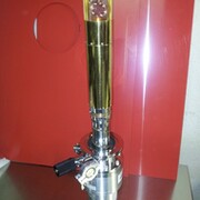 POSITRON CRYOSTAT